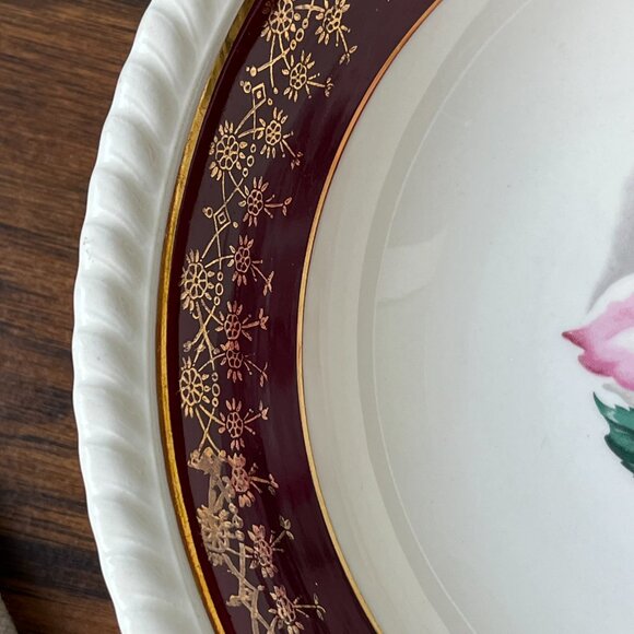 Sovereign Potters Canada Serving Bowl 22K Gold Burgundy Rim Rose - Picture 4 of 11